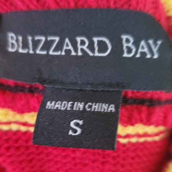 NUTCRACKER HOLIDAY SWEATER - Picture 7 of 8